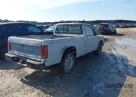1988 Chevrolet S Truck S10 из США, поврежденный, VIN 1GCBS14E0J2250990